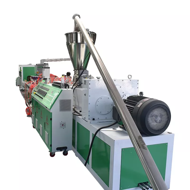 Equipo de producción de tableros de puertas de PVC